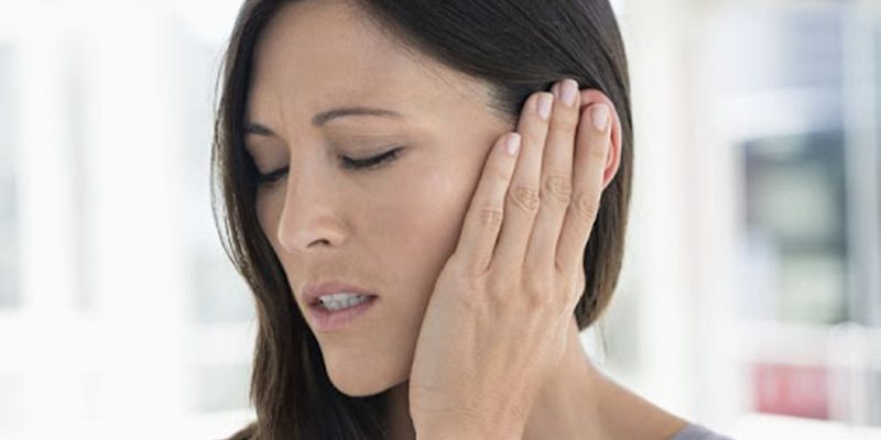 علت گرفتگی گوش چه چیزی است
