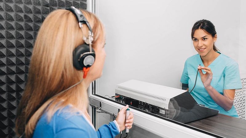 چه طیفی از صداها در آزمایشات ادیومتری وارد گوش فرد می شود